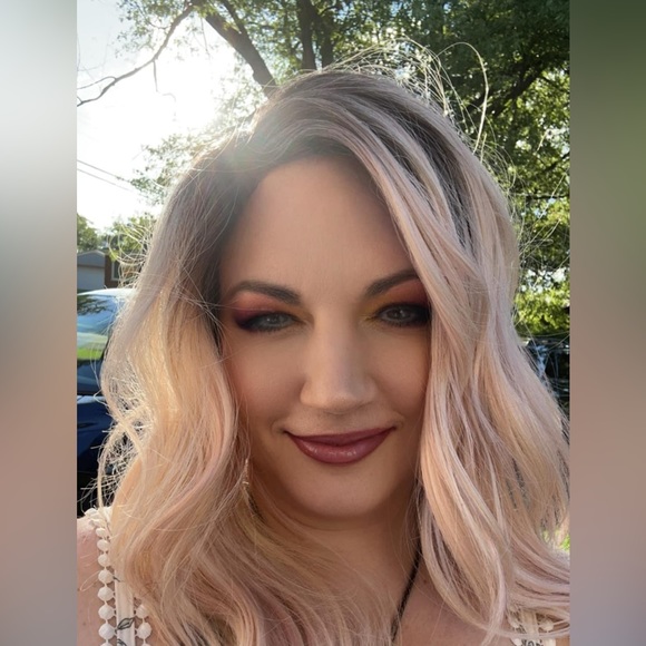 🩵 TiffaniLuxe is LIVE - come on in! 🩵 - Picture 3 of 7